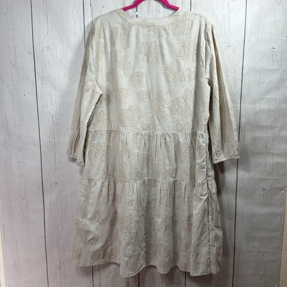 Chicos Jacquard Tiered V Neck Pockets Stretch Soft Lightweight Knee Length Dress - Picture 13 of 16